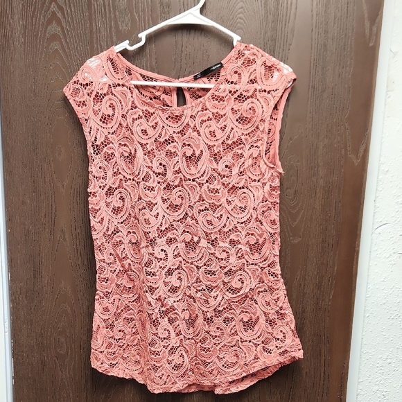 Maurices Tops - Maurices Coral Lace Cap Sleeve Blouse